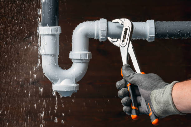 Professional Drain Cleaning technician working in Bradford, IL